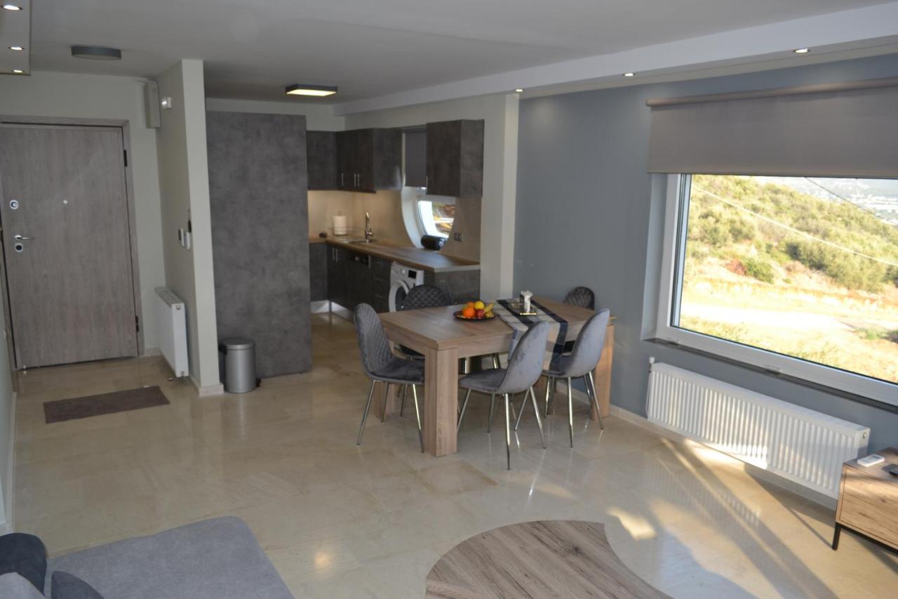 "Stergiou Luxury Apartments" Με Κοινη Πισινα Saronida Exterior photo